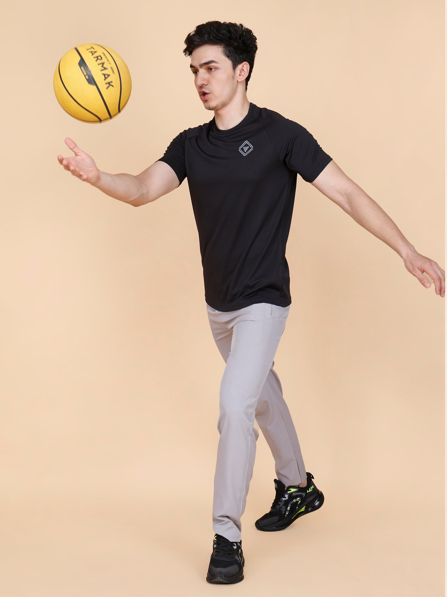 Drizone Plain T-shirt – Dot Knit Raglan Half Sleeves - Black